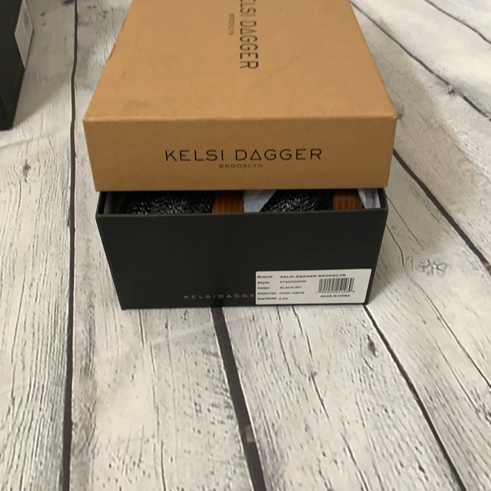 NWT KELSI DAGGER BROOKLYN
Stanton Loafer In Black - Picture 6 of 6